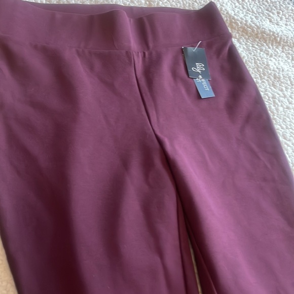 Ladies Business causal slim fit pant for everyday work life by LillyMolgam, US S - Picture 7 of 7